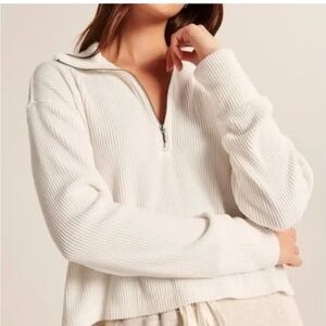 Abercrombie + Fitch Soft A&F half zip ribbed crop sweatshirt ivory size large S9